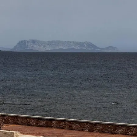 Tavolara View In Apartmán Santa Lucia (Sardinia)