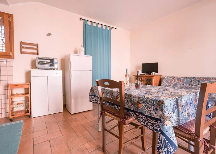 Tavolara View In Apartamento